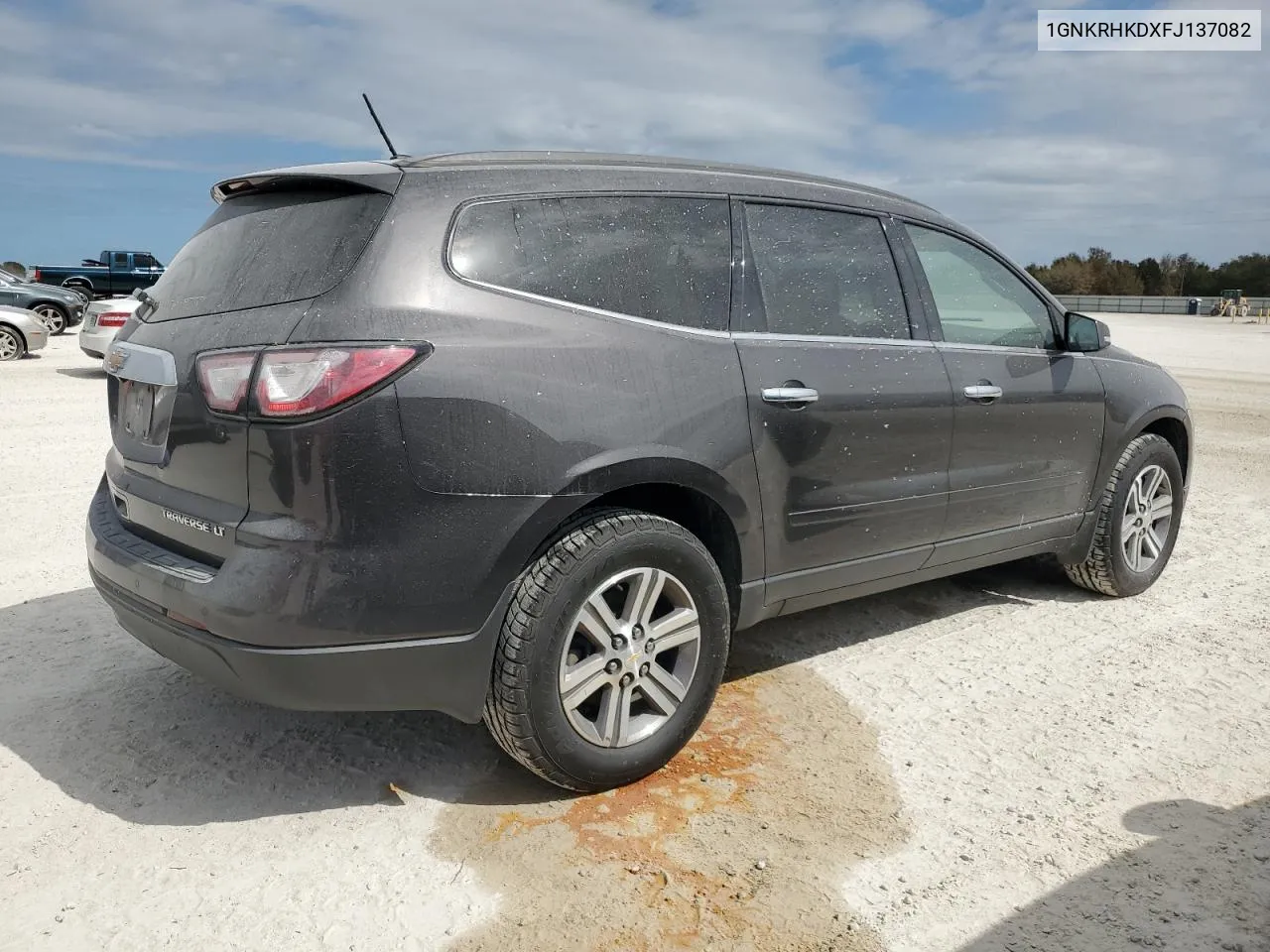 2015 Chevrolet Traverse Lt VIN: 1GNKRHKDXFJ137082 Lot: 76234874