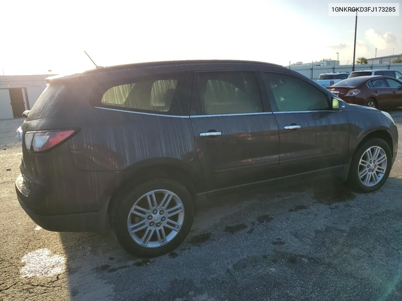 1GNKRGKD3FJ173285 2015 Chevrolet Traverse Lt