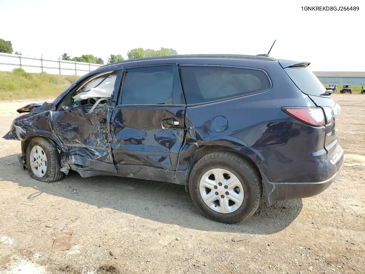 2016 Chevrolet Traverse Ls VIN: 1GNKREKD8GJ266489 Lot: 70040634