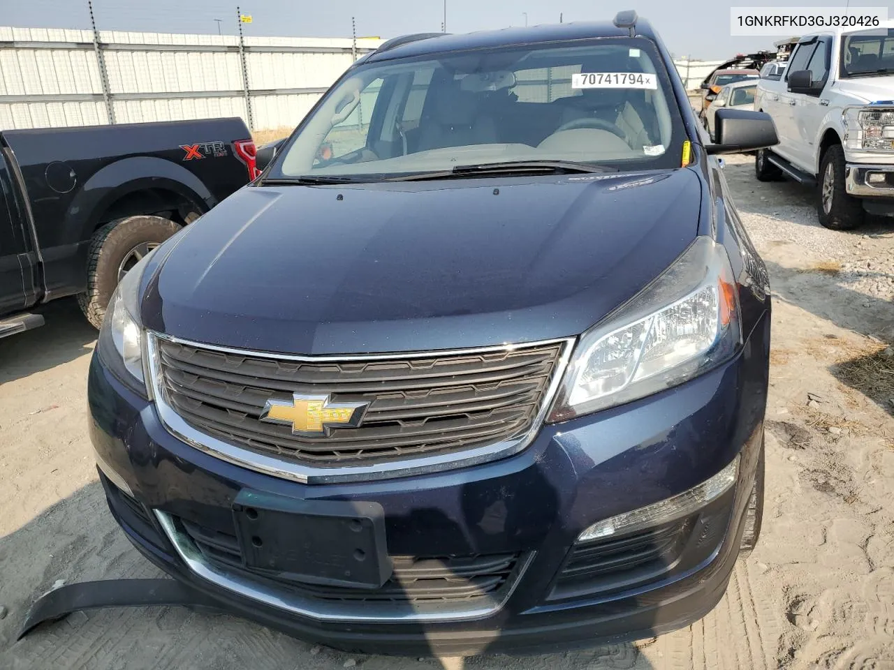 1GNKRFKD3GJ320426 2016 Chevrolet Traverse Ls