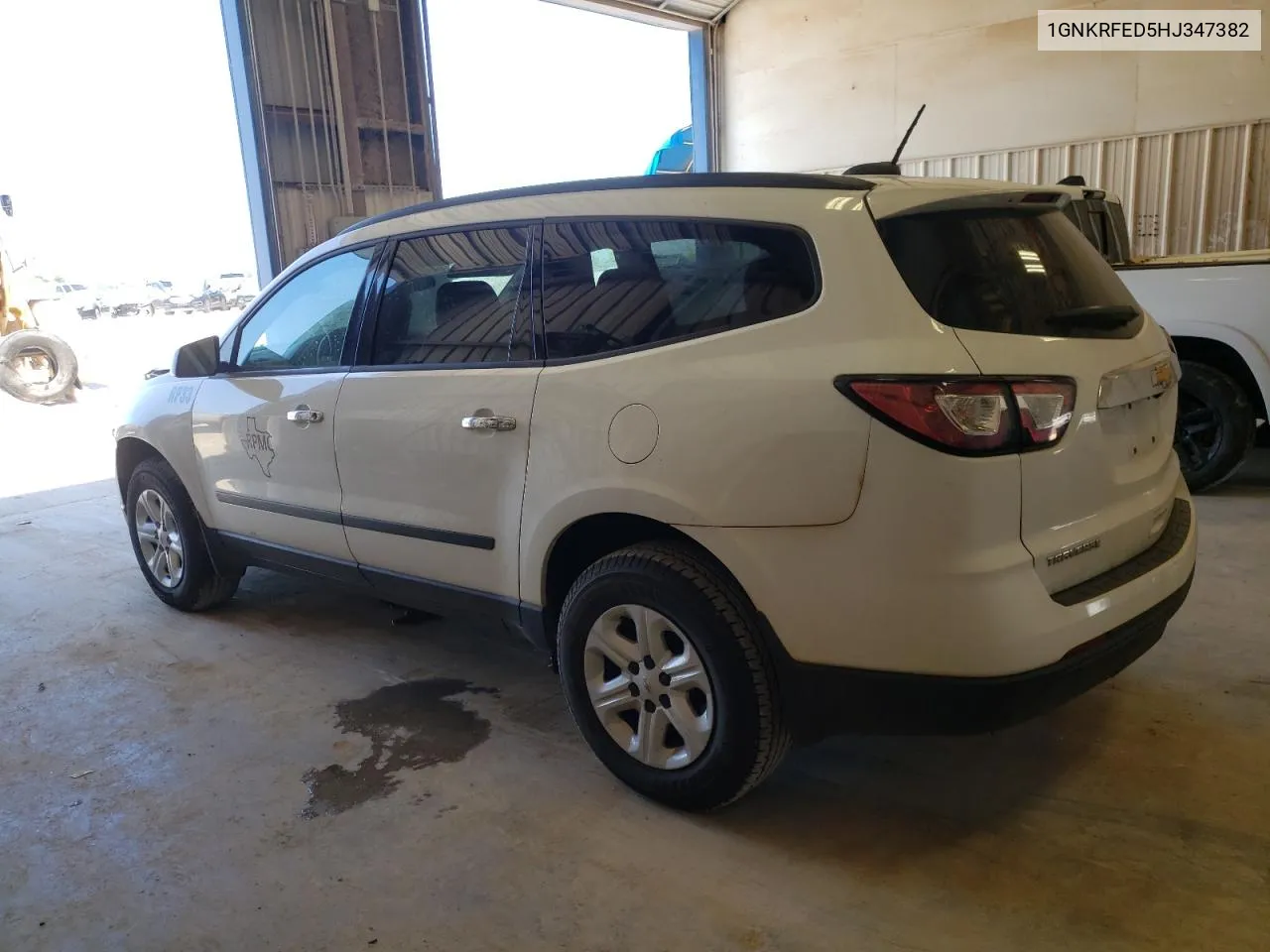 2017 Chevrolet Traverse Ls VIN: 1GNKRFED5HJ347382 Lot: 59133134