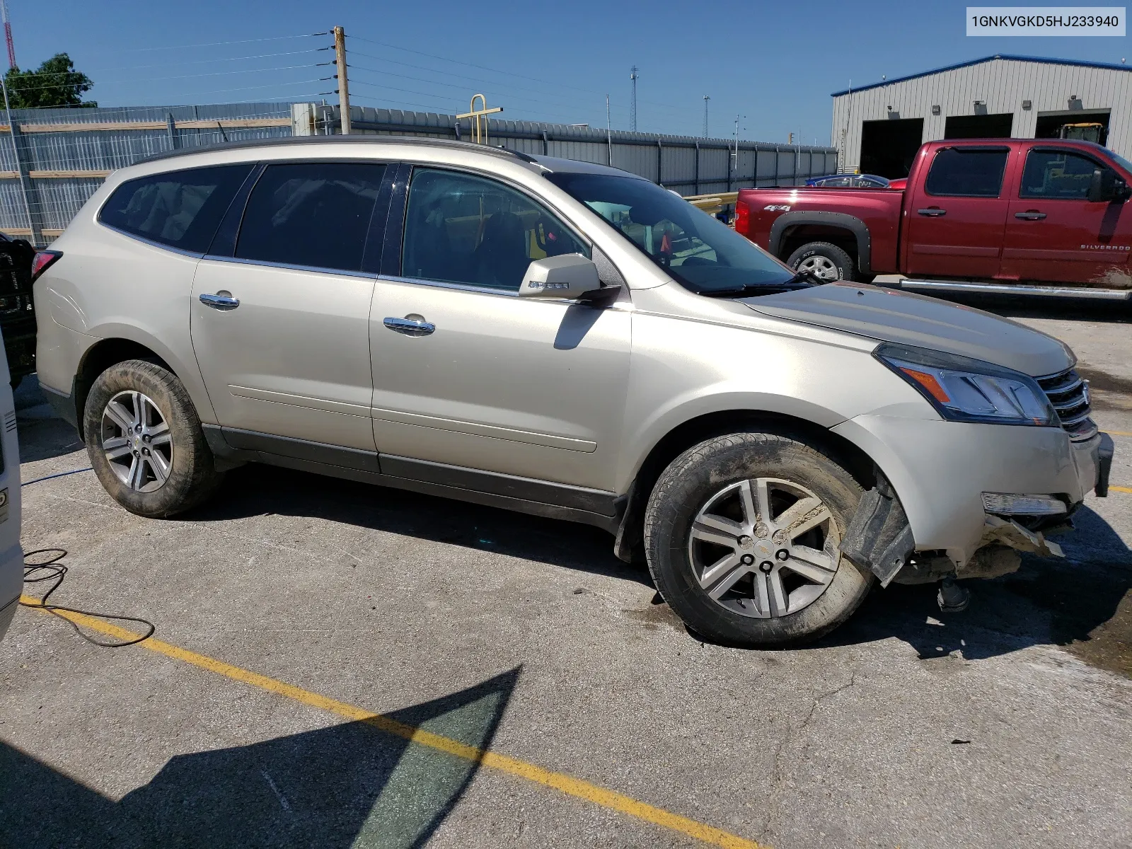 1GNKVGKD5HJ233940 2017 Chevrolet Traverse Lt