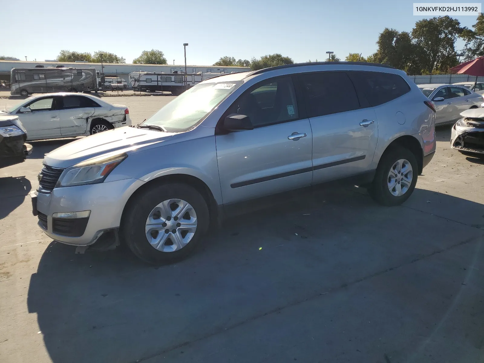 2017 Chevrolet Traverse Ls VIN: 1GNKVFKD2HJ113992 Lot: 67917344