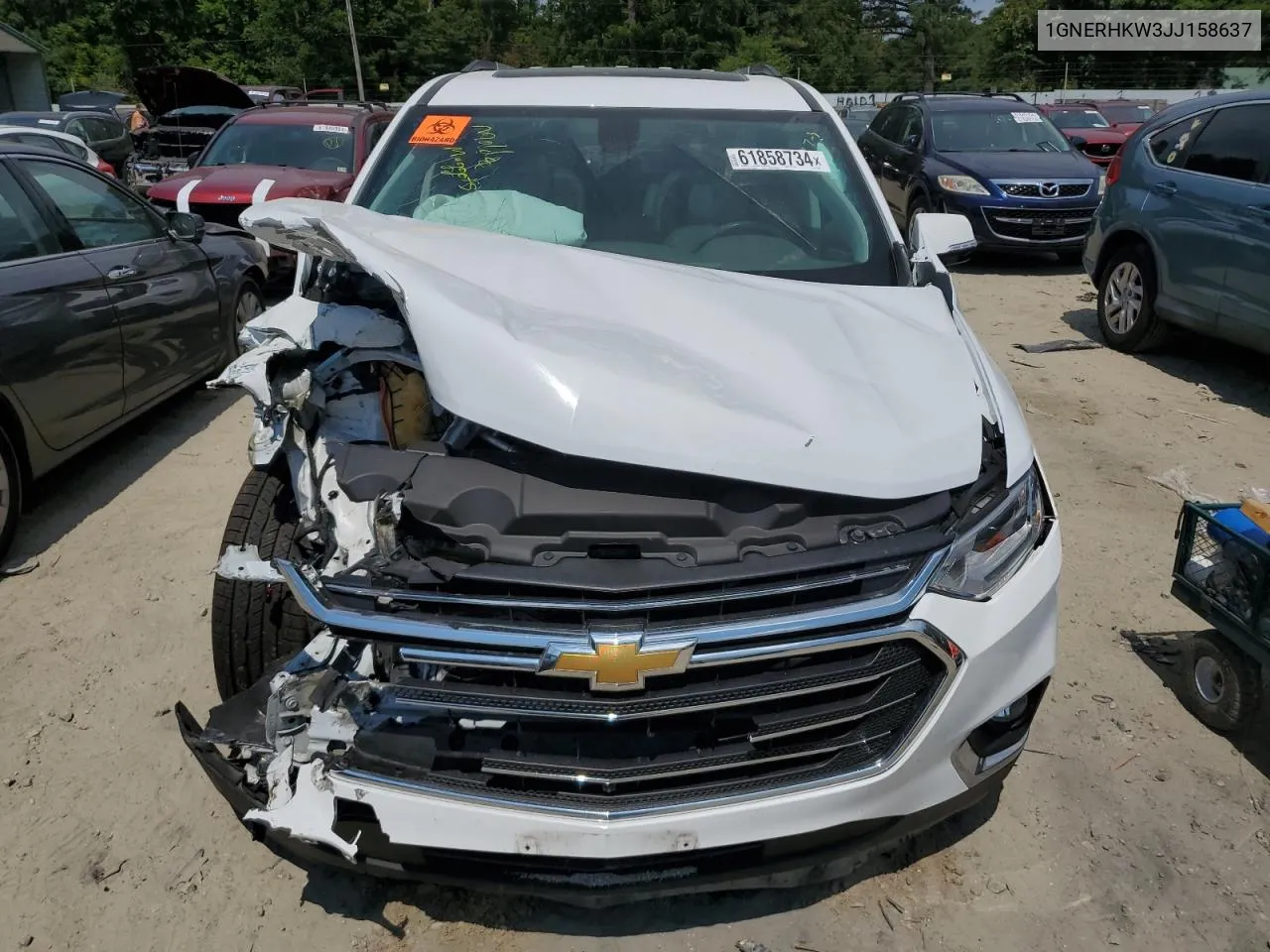 1GNERHKW3JJ158637 2018 Chevrolet Traverse Lt