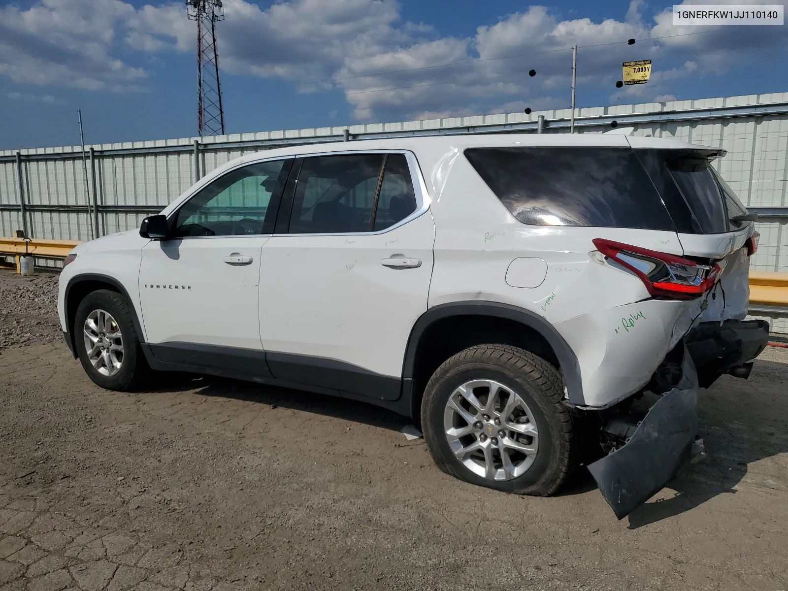 2018 Chevrolet Traverse Ls VIN: 1GNERFKW1JJ110140 Lot: 64145284