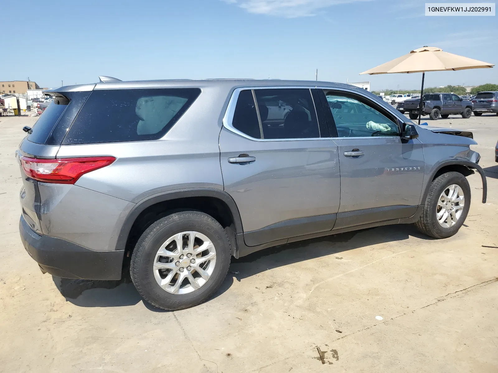 2018 Chevrolet Traverse Ls VIN: 1GNEVFKW1JJ202991 Lot: 68027544