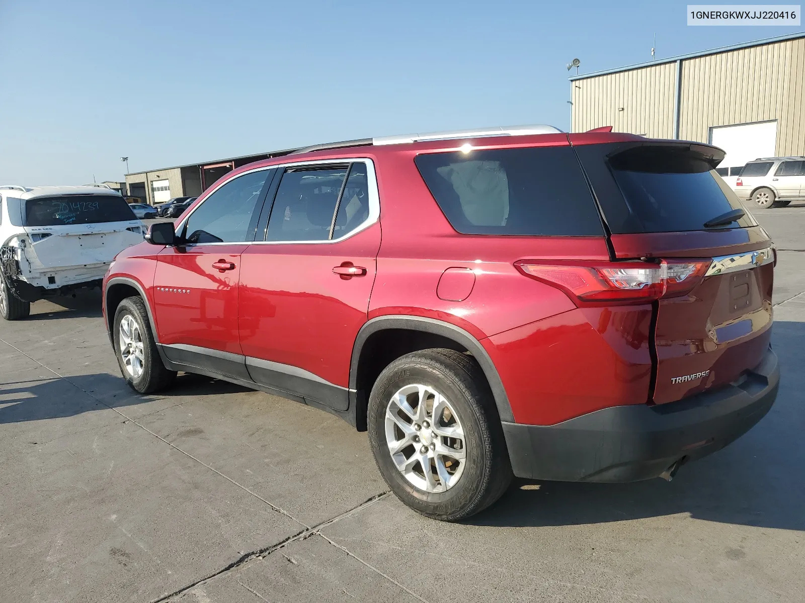 1GNERGKWXJJ220416 2018 Chevrolet Traverse Lt