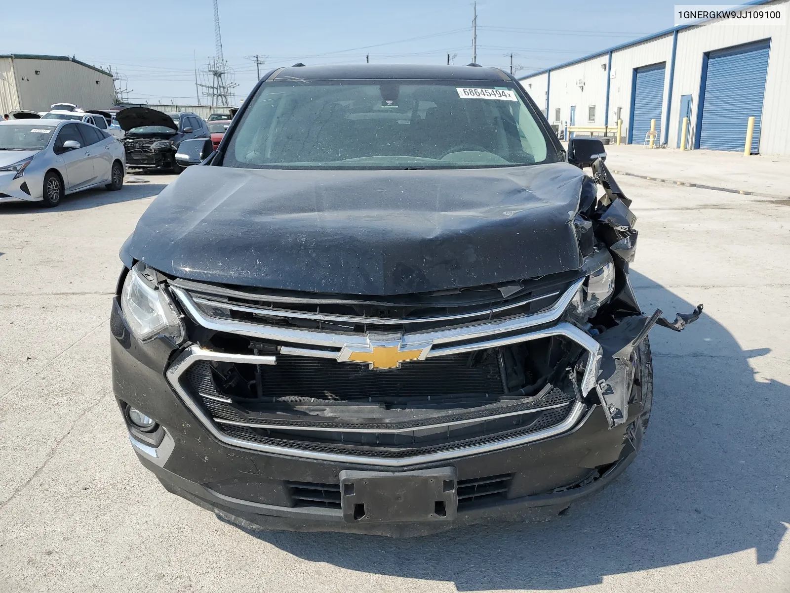 1GNERGKW9JJ109100 2018 Chevrolet Traverse Lt