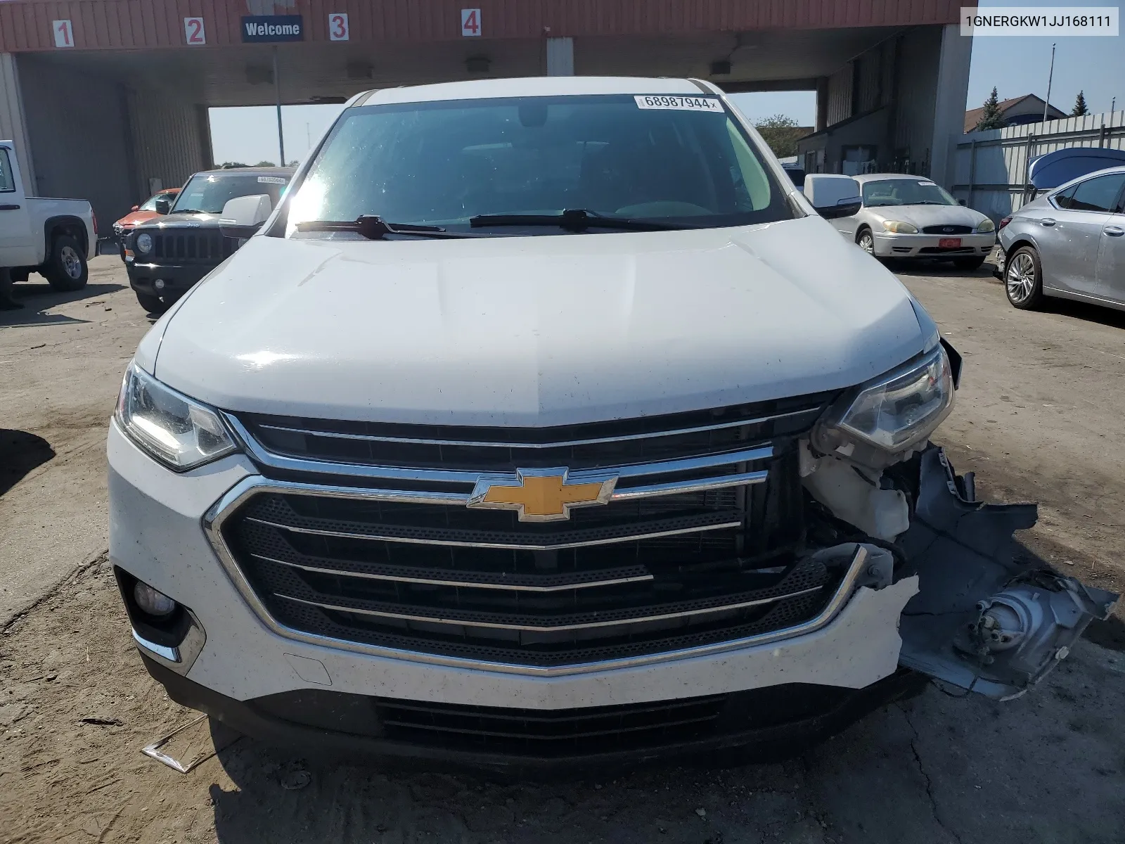 1GNERGKW1JJ168111 2018 Chevrolet Traverse Lt