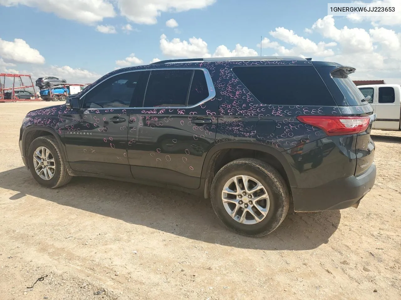 1GNERGKW6JJ223653 2018 Chevrolet Traverse Lt