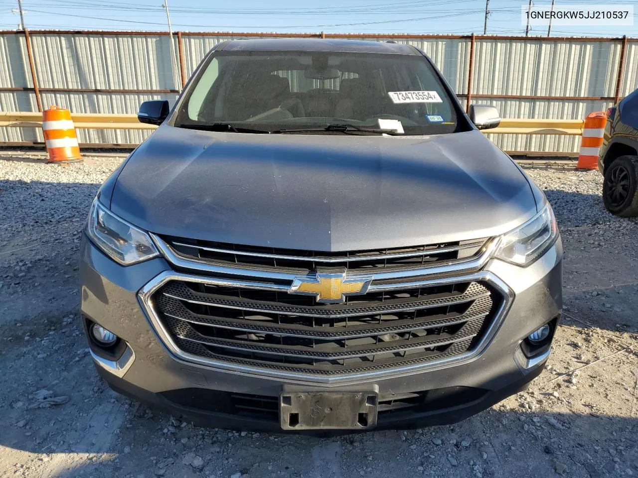 1GNERGKW5JJ210537 2018 Chevrolet Traverse Lt