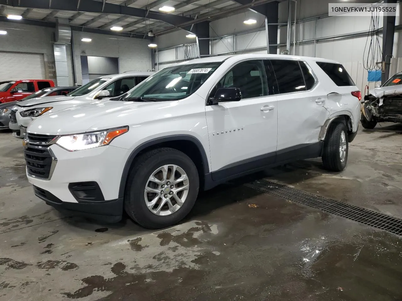 2018 Chevrolet Traverse Ls VIN: 1GNEVFKW1JJ195525 Lot: 76687874