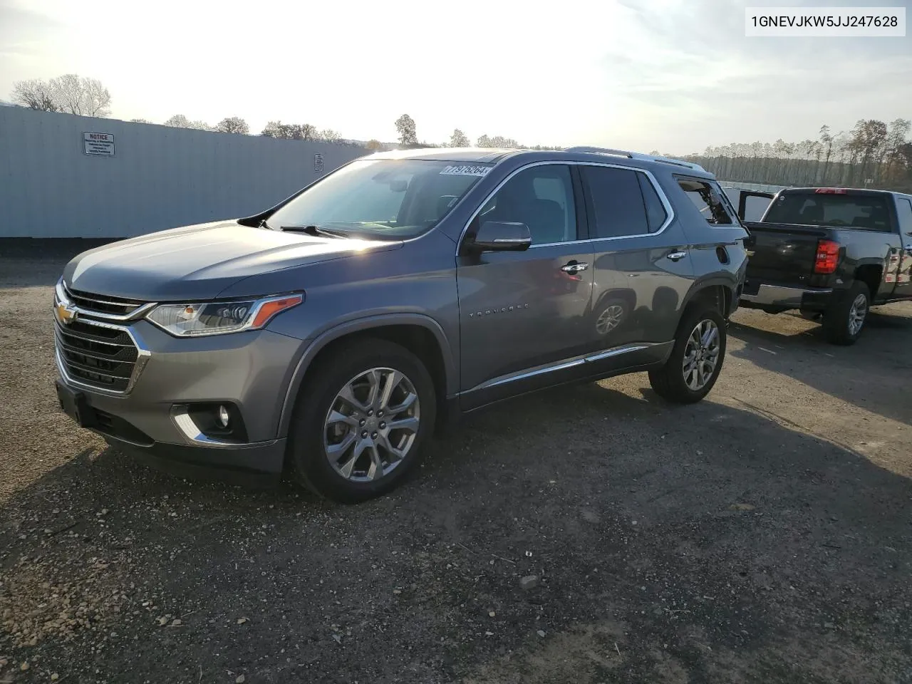 2018 Chevrolet Traverse Premier VIN: 1GNEVJKW5JJ247628 Lot: 77975264