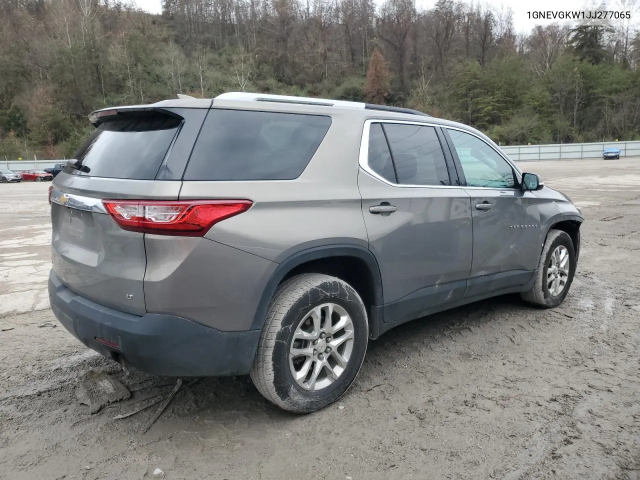 1GNEVGKW1JJ277065 2018 Chevrolet Traverse Lt