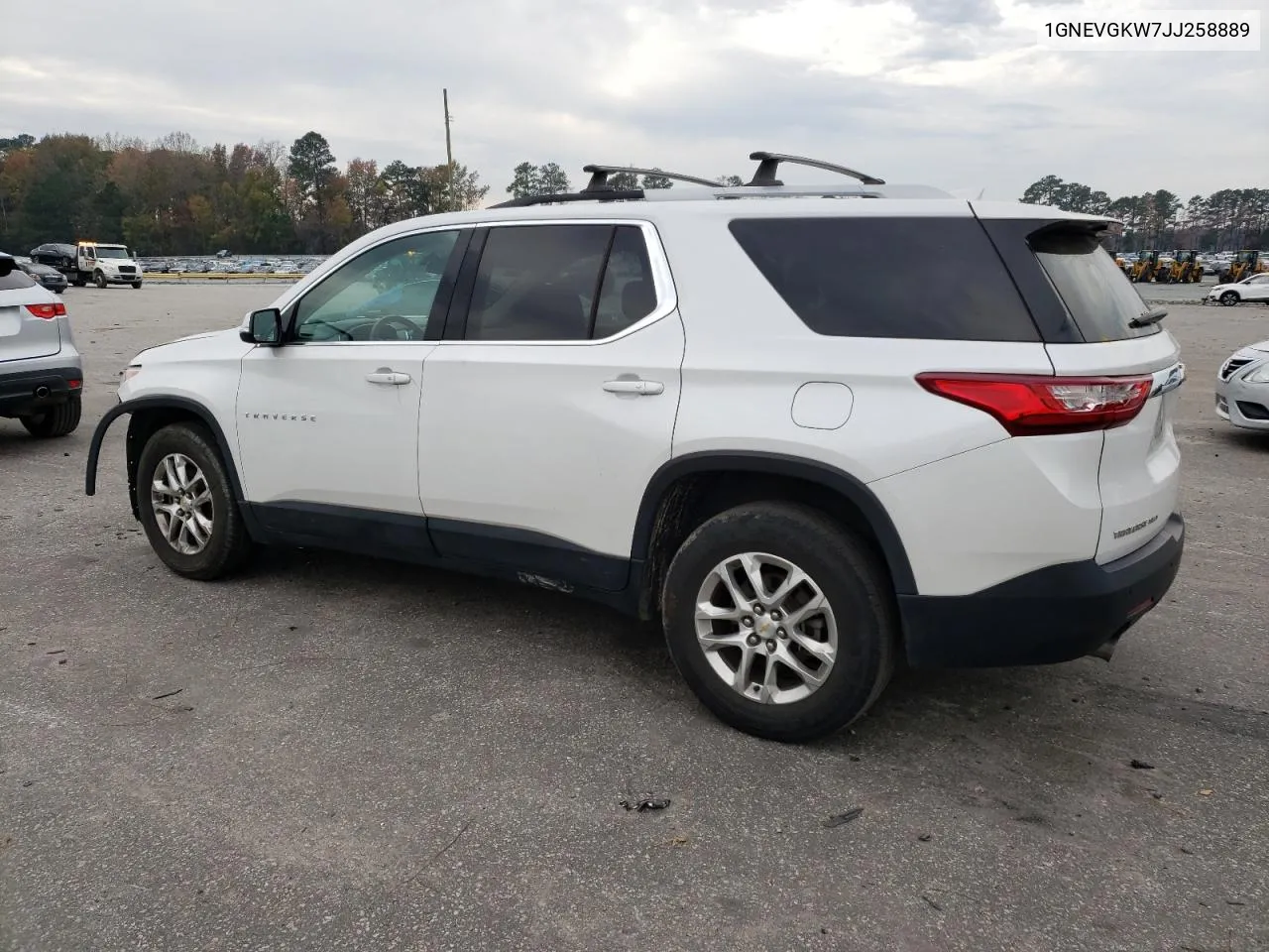 2018 Chevrolet Traverse Lt VIN: 1GNEVGKW7JJ258889 Lot: 80826524