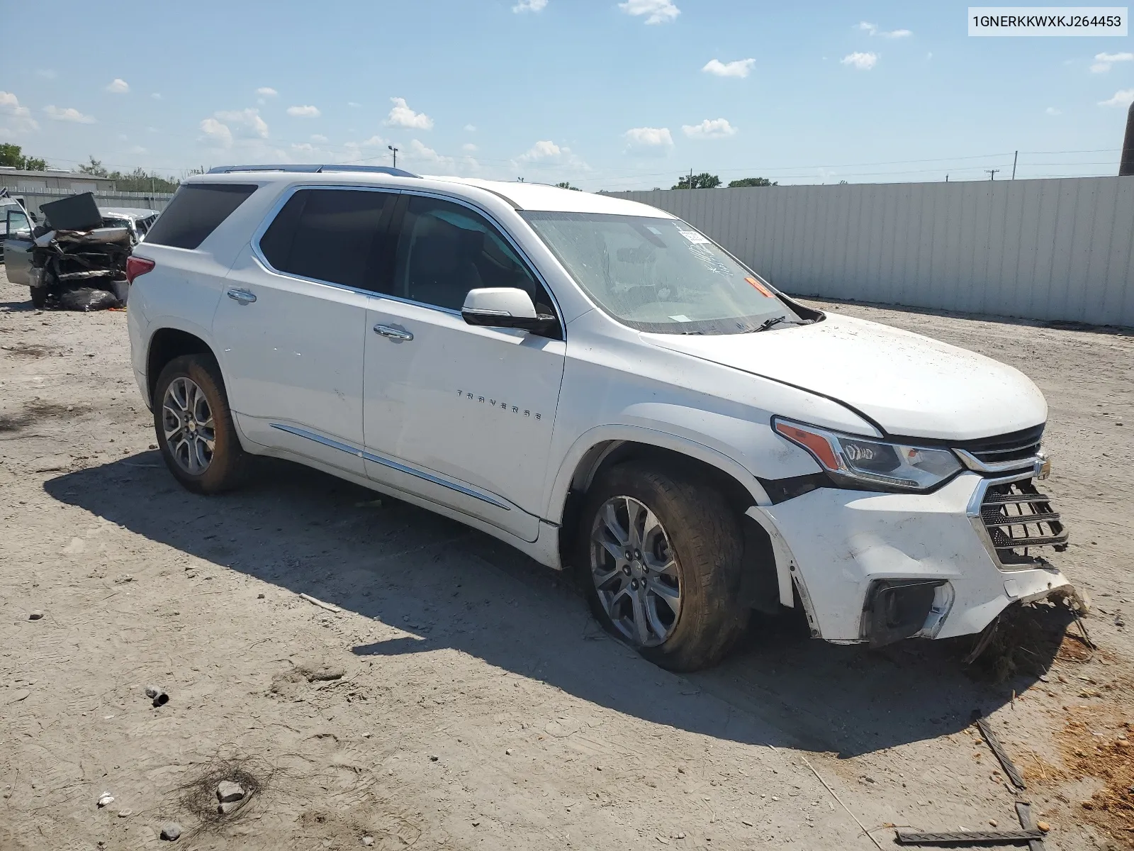 1GNERKKWXKJ264453 2019 Chevrolet Traverse Premier