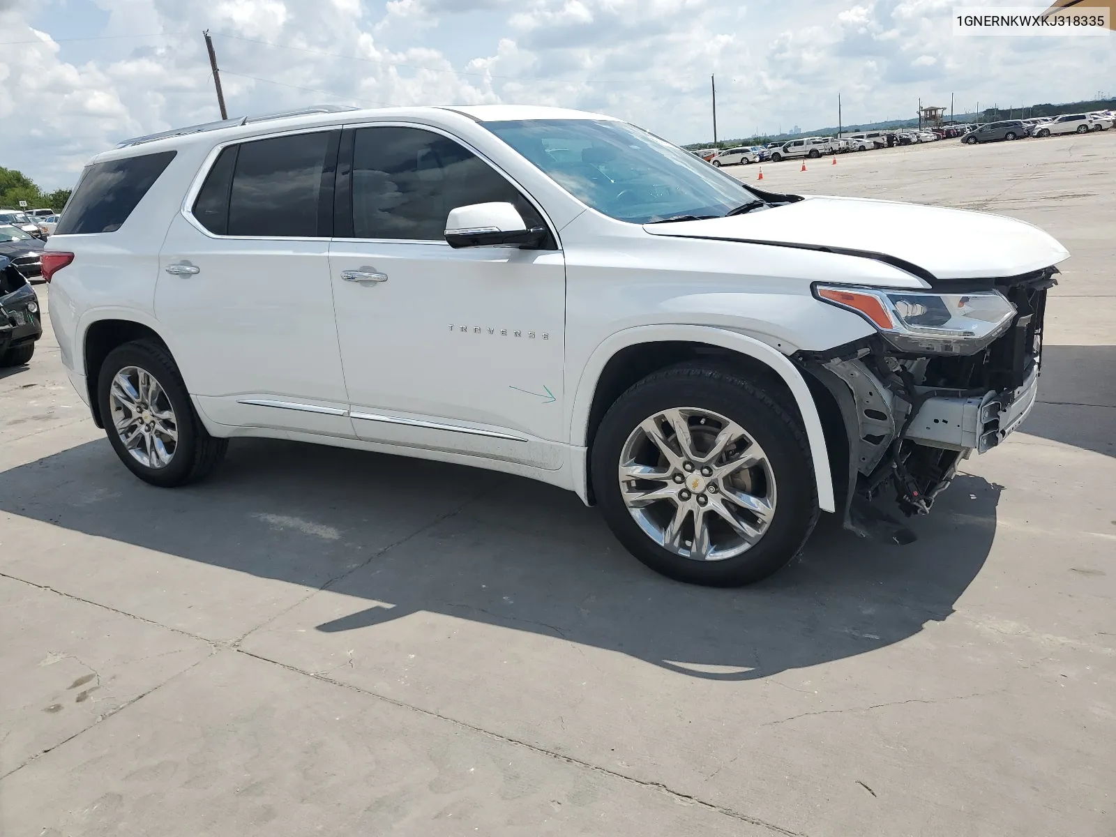 1GNERNKWXKJ318335 2019 Chevrolet Traverse High Country