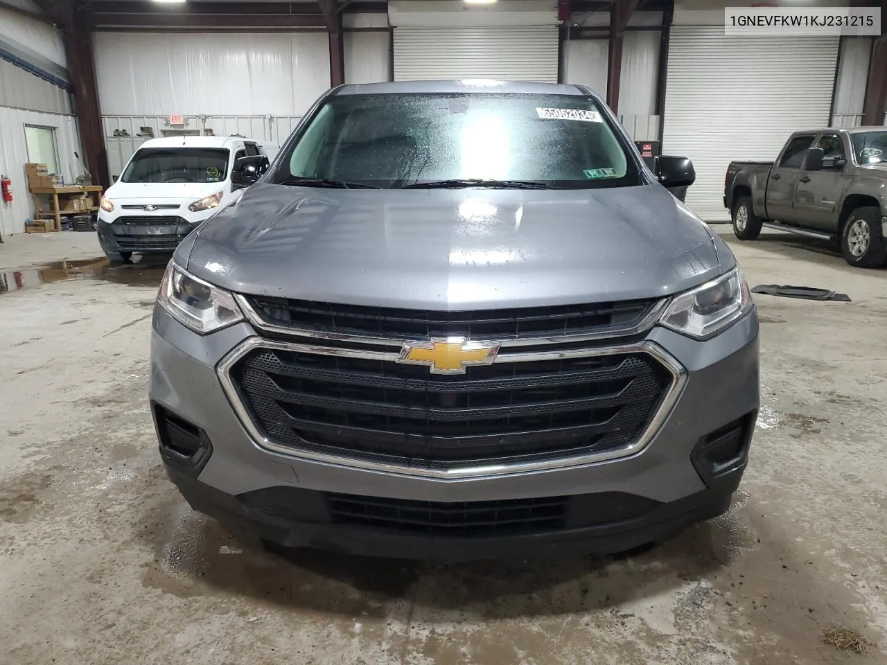 1GNEVFKW1KJ231215 2019 Chevrolet Traverse Ls