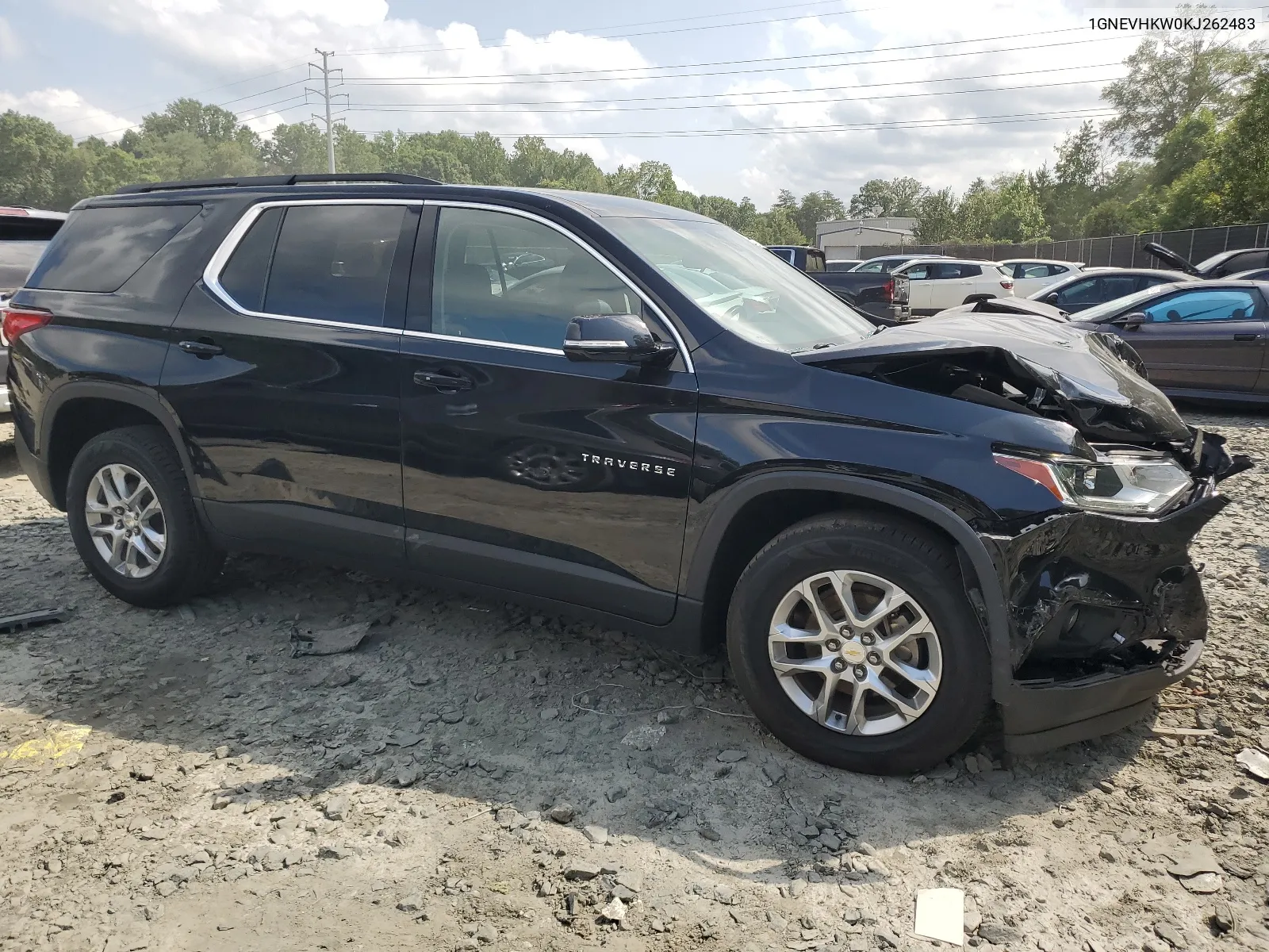 1GNEVHKW0KJ262483 2019 Chevrolet Traverse Lt