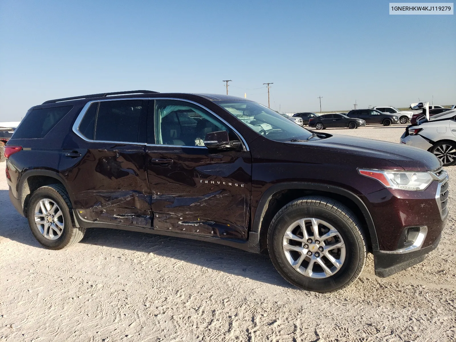 1GNERHKW4KJ119279 2019 Chevrolet Traverse Lt