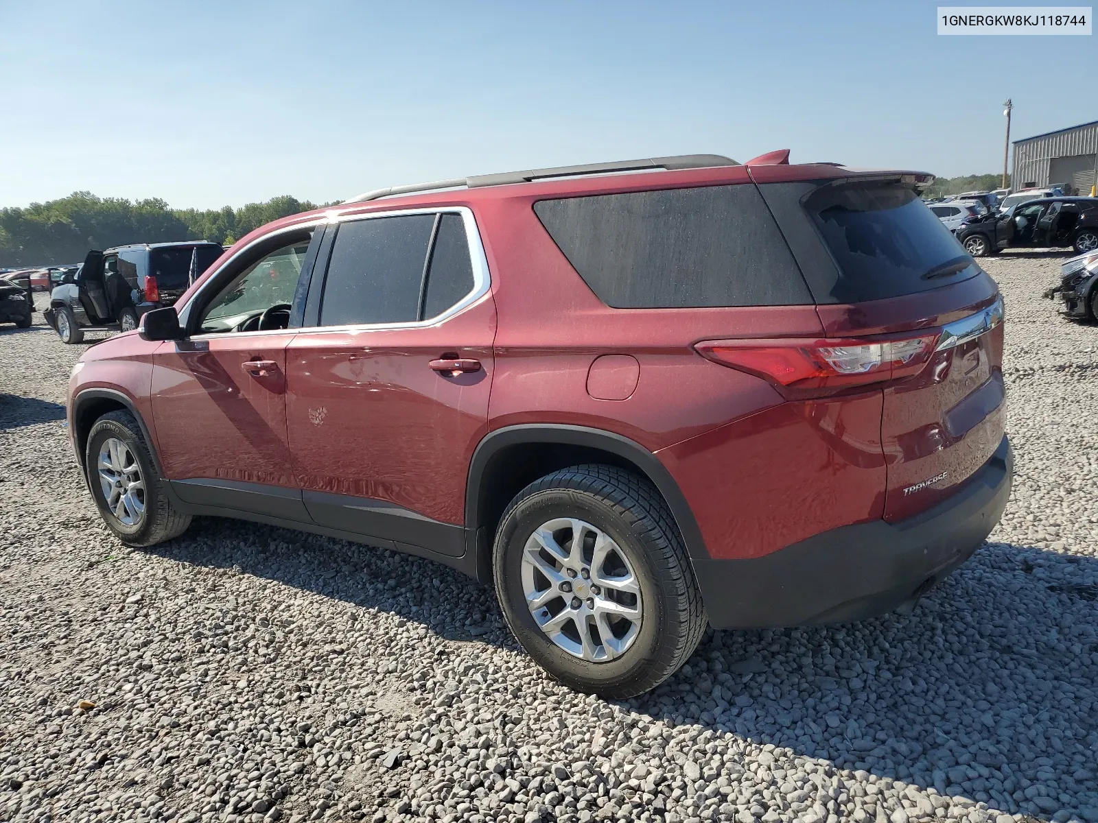 1GNERGKW8KJ118744 2019 Chevrolet Traverse Lt