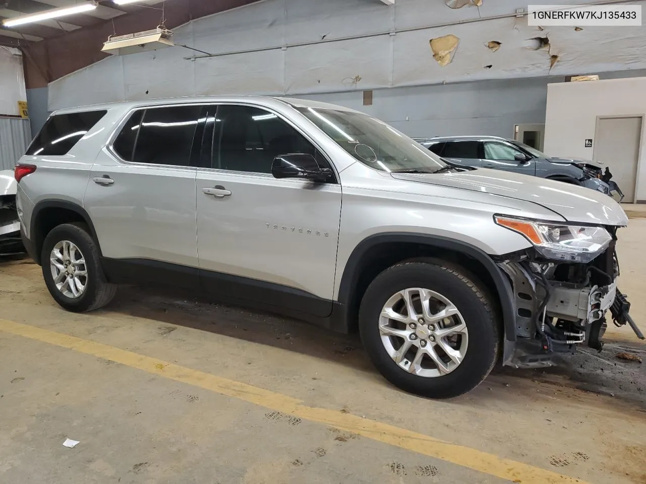 2019 Chevrolet Traverse Ls VIN: 1GNERFKW7KJ135433 Lot: 68296934