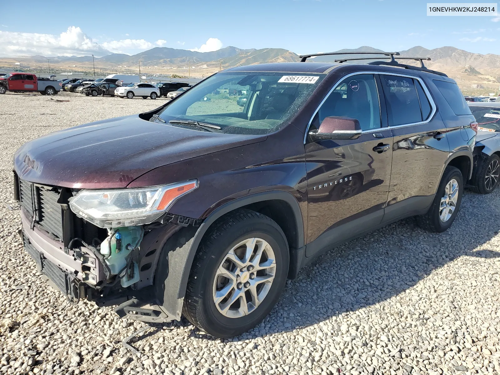 1GNEVHKW2KJ248214 2019 Chevrolet Traverse Lt