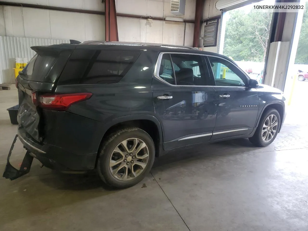 2019 Chevrolet Traverse Premier VIN: 1GNERKKW4KJ292832 Lot: 69179404