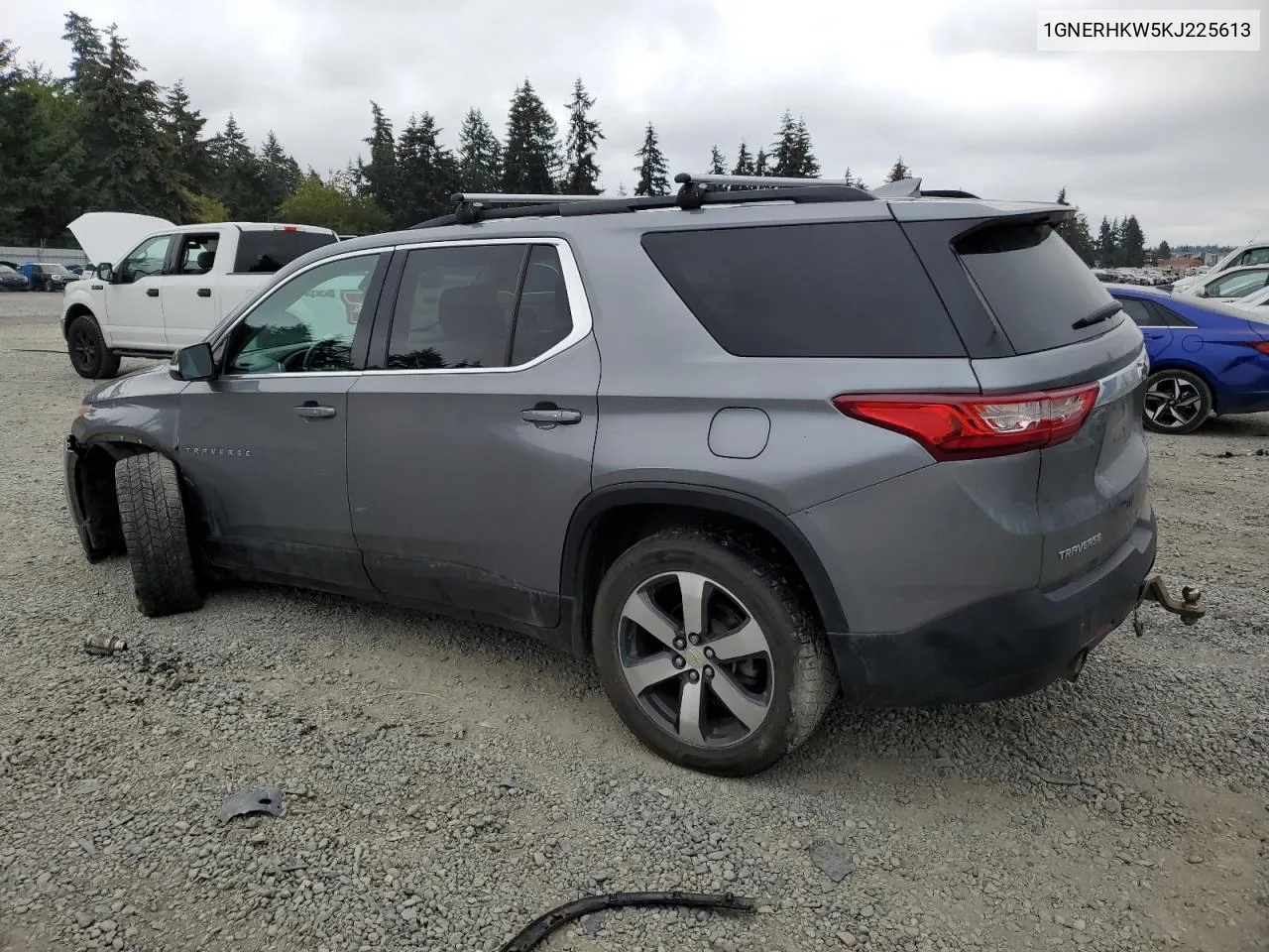 1GNERHKW5KJ225613 2019 Chevrolet Traverse Lt