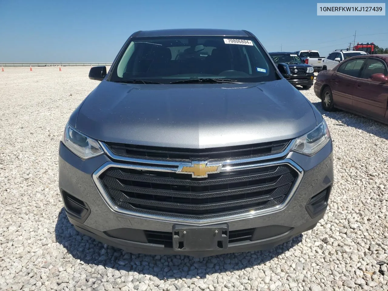 2019 Chevrolet Traverse Ls VIN: 1GNERFKW1KJ127439 Lot: 70806804