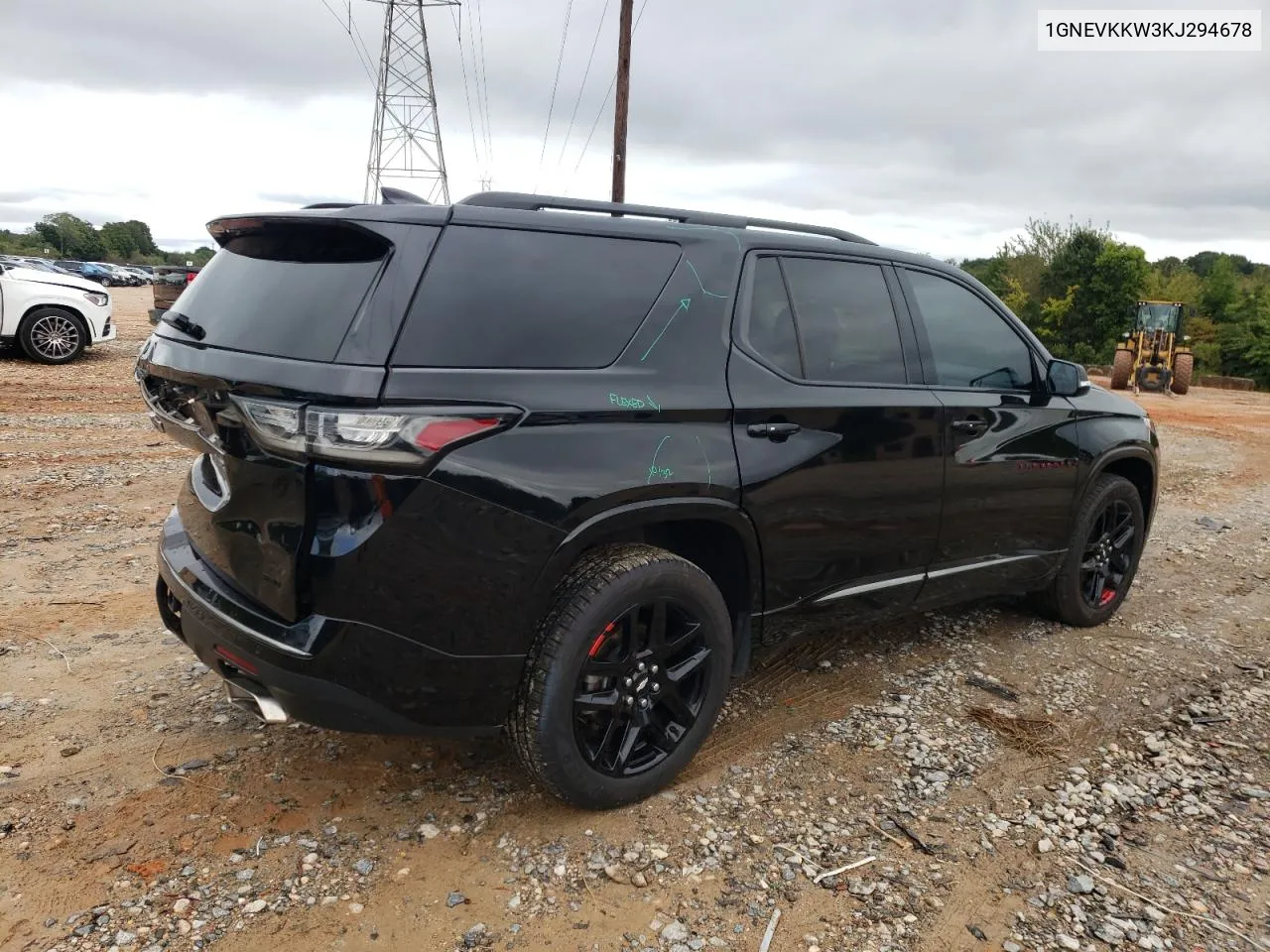 1GNEVKKW3KJ294678 2019 Chevrolet Traverse Premier