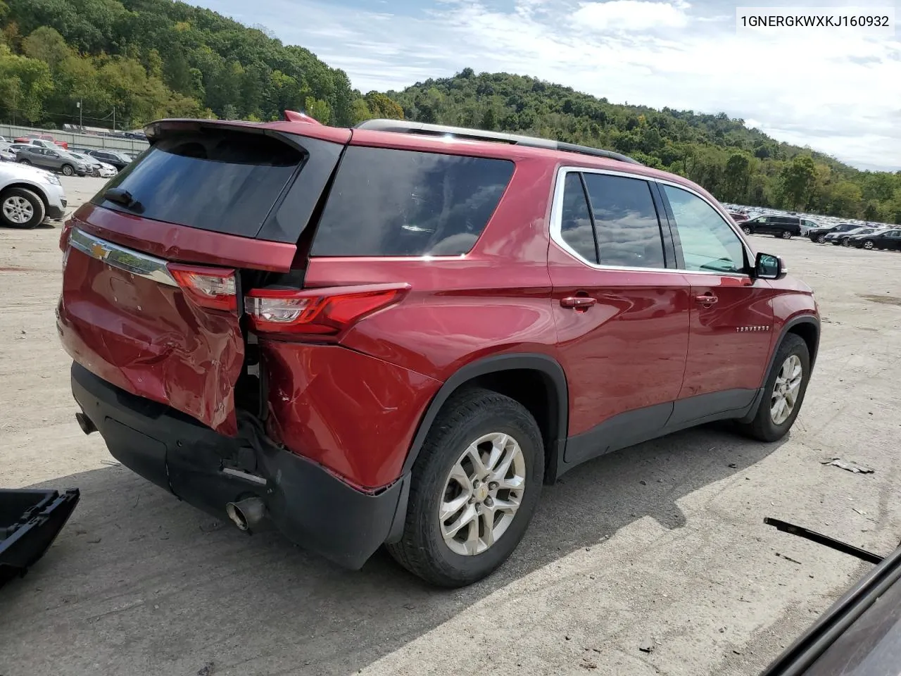 1GNERGKWXKJ160932 2019 Chevrolet Traverse Lt