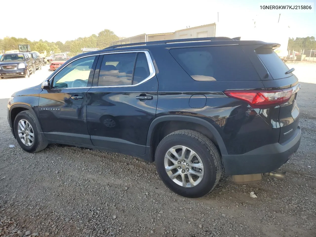 1GNERGKW7KJ215806 2019 Chevrolet Traverse Lt