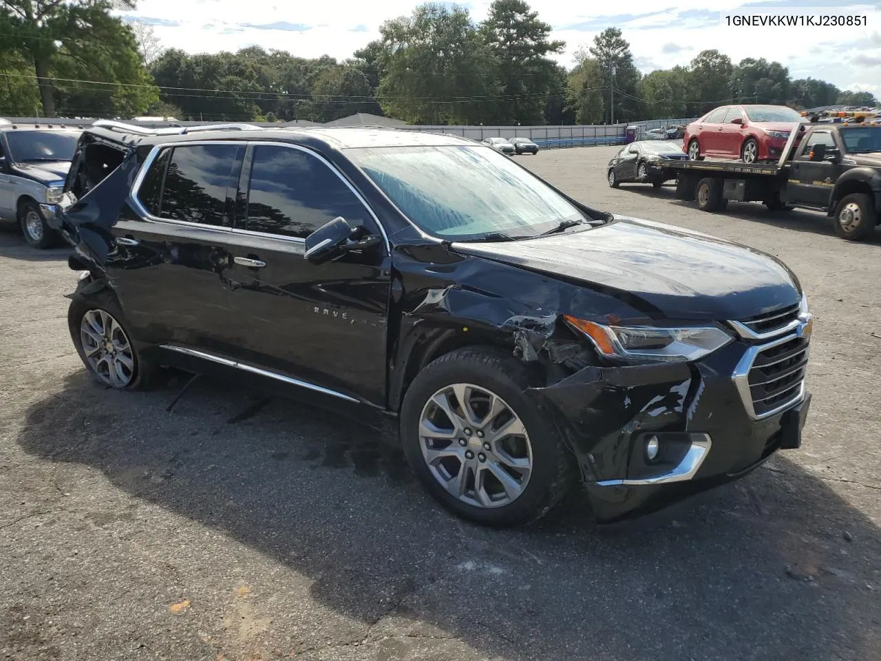 1GNEVKKW1KJ230851 2019 Chevrolet Traverse Premier