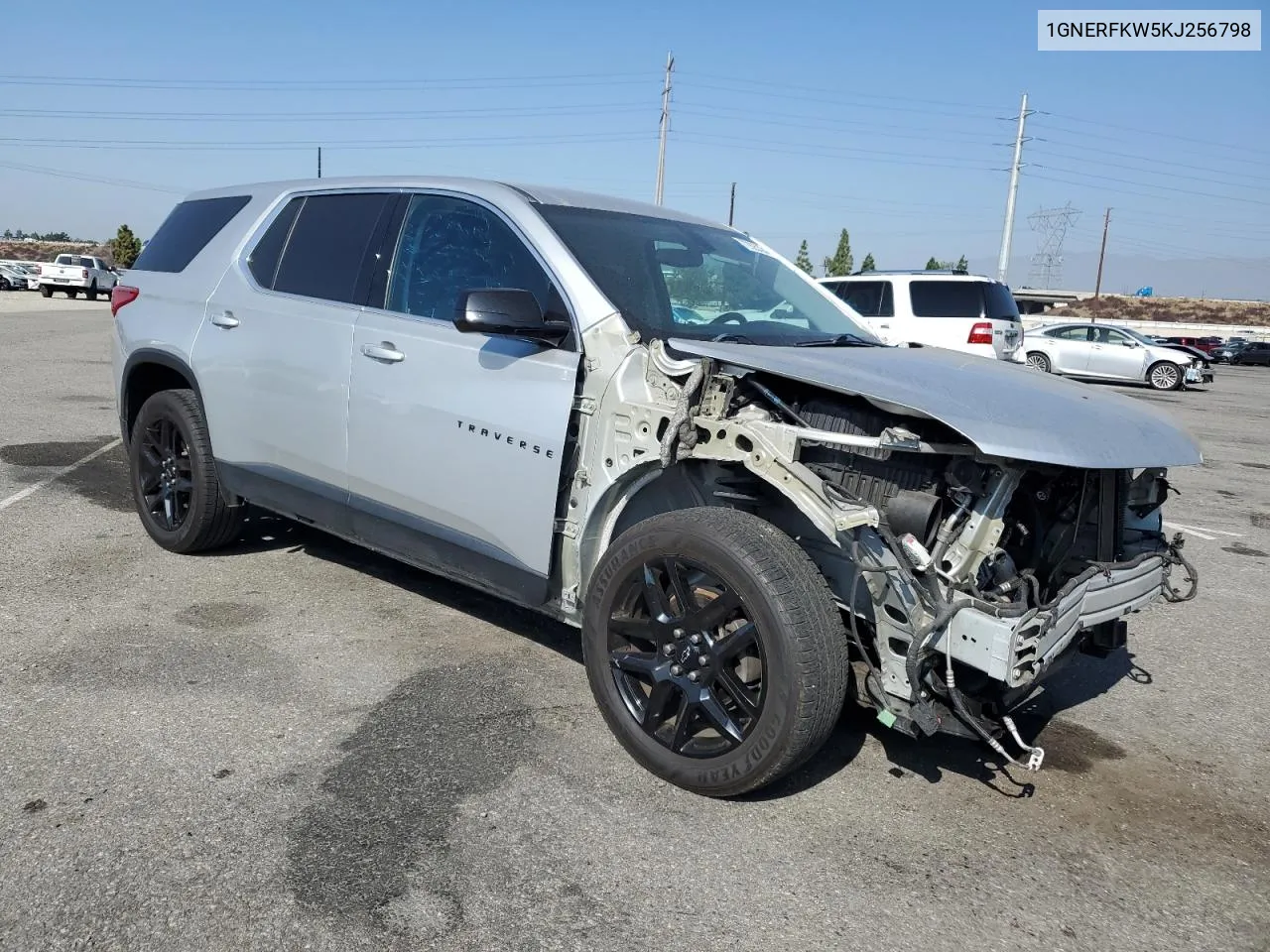 2019 Chevrolet Traverse Ls VIN: 1GNERFKW5KJ256798 Lot: 72825394