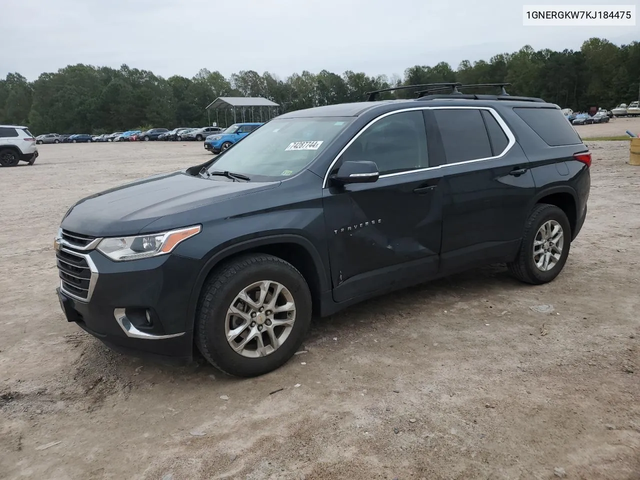 1GNERGKW7KJ184475 2019 Chevrolet Traverse Lt