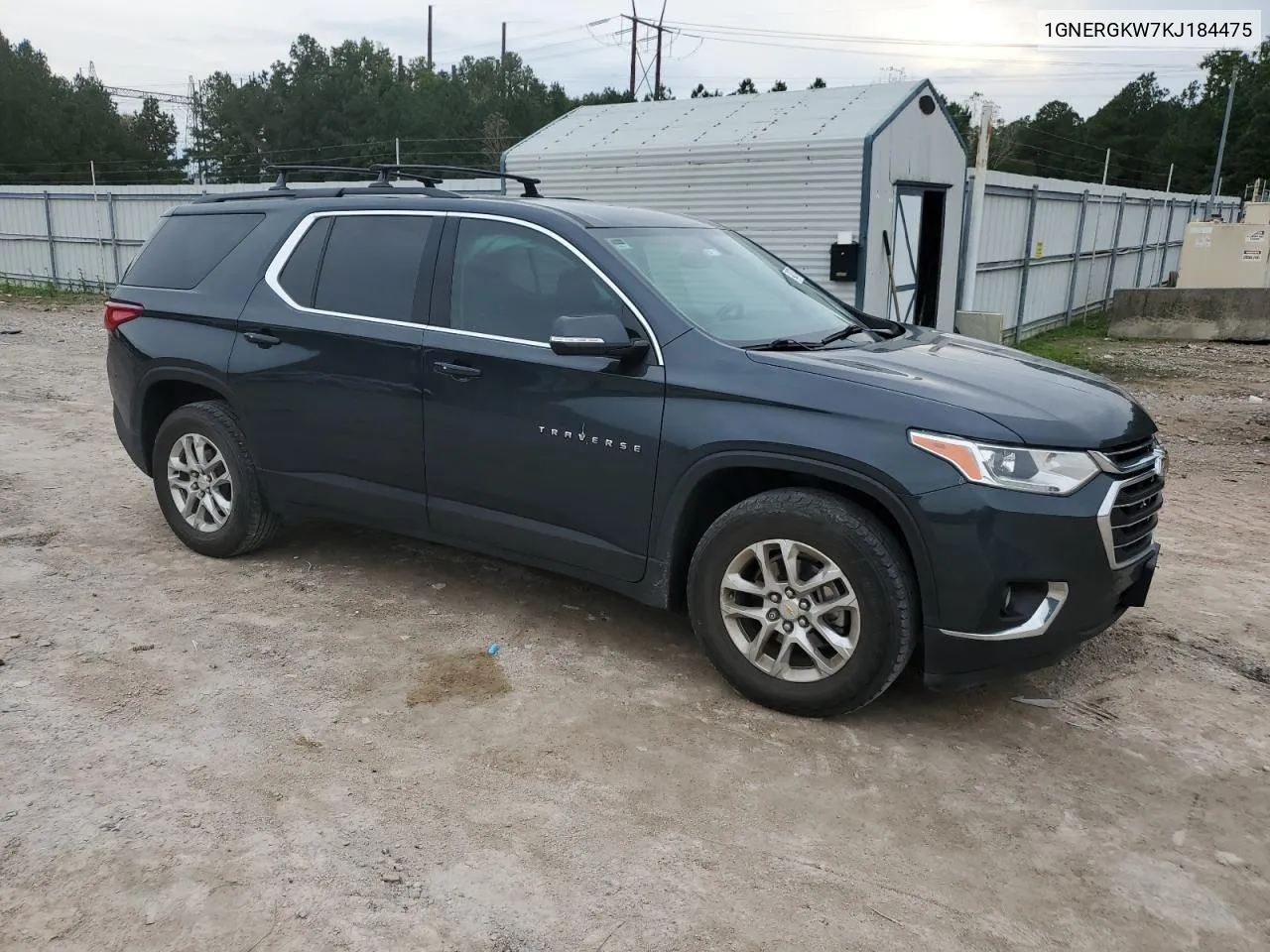 1GNERGKW7KJ184475 2019 Chevrolet Traverse Lt