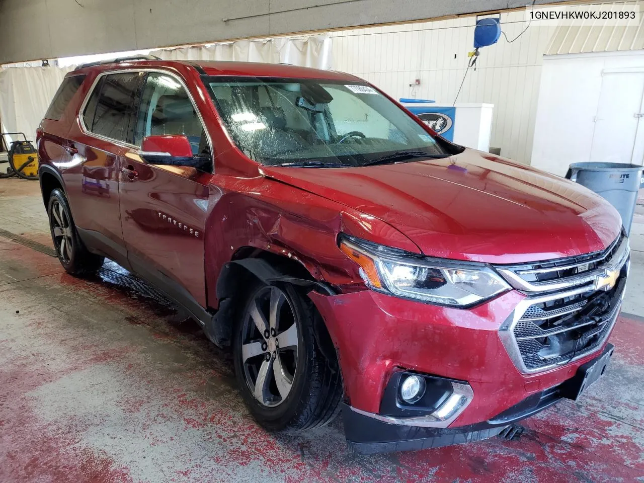 1GNEVHKW0KJ201893 2019 Chevrolet Traverse Lt