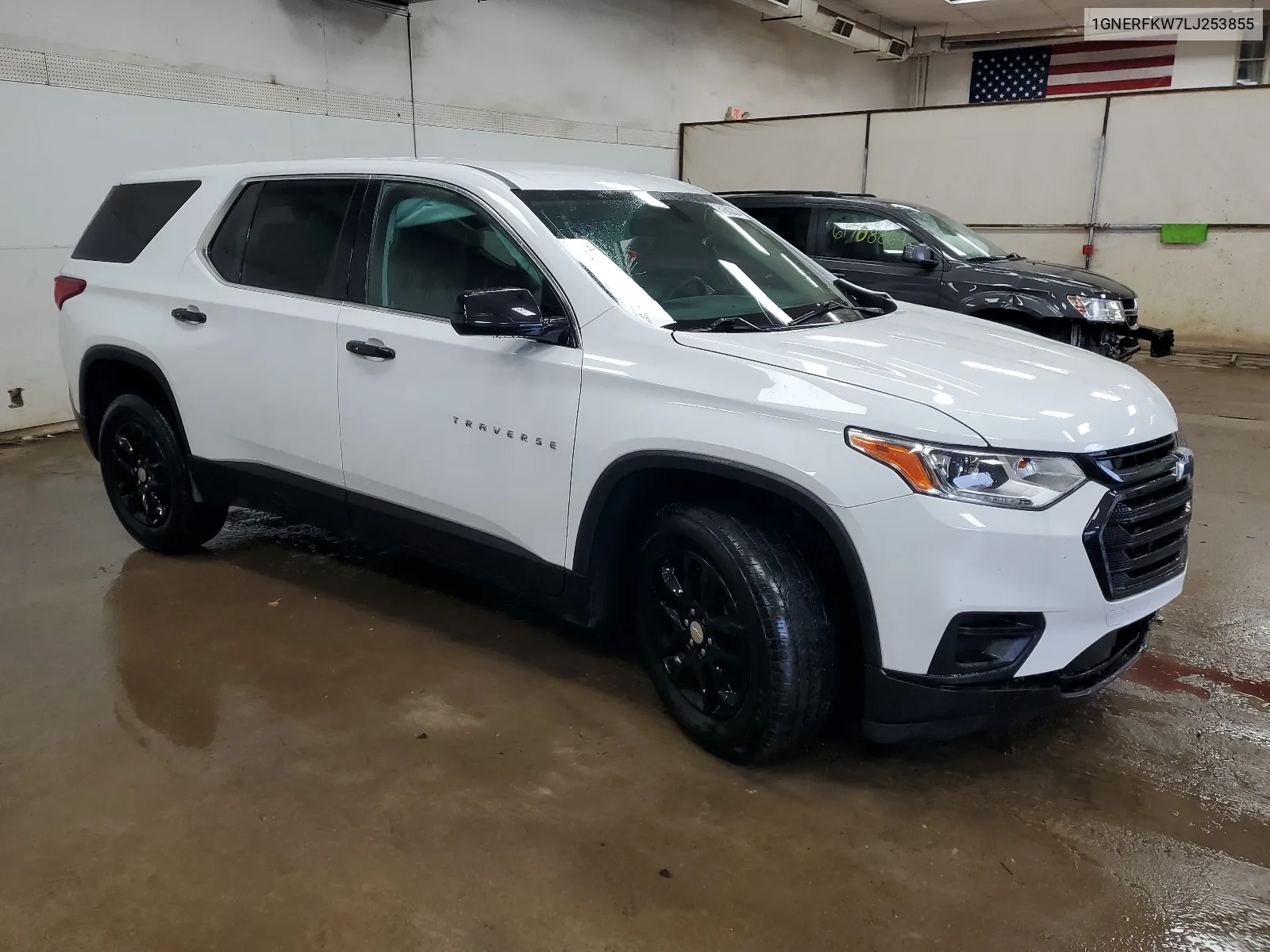 2020 Chevrolet Traverse Ls VIN: 1GNERFKW7LJ253855 Lot: 61602624