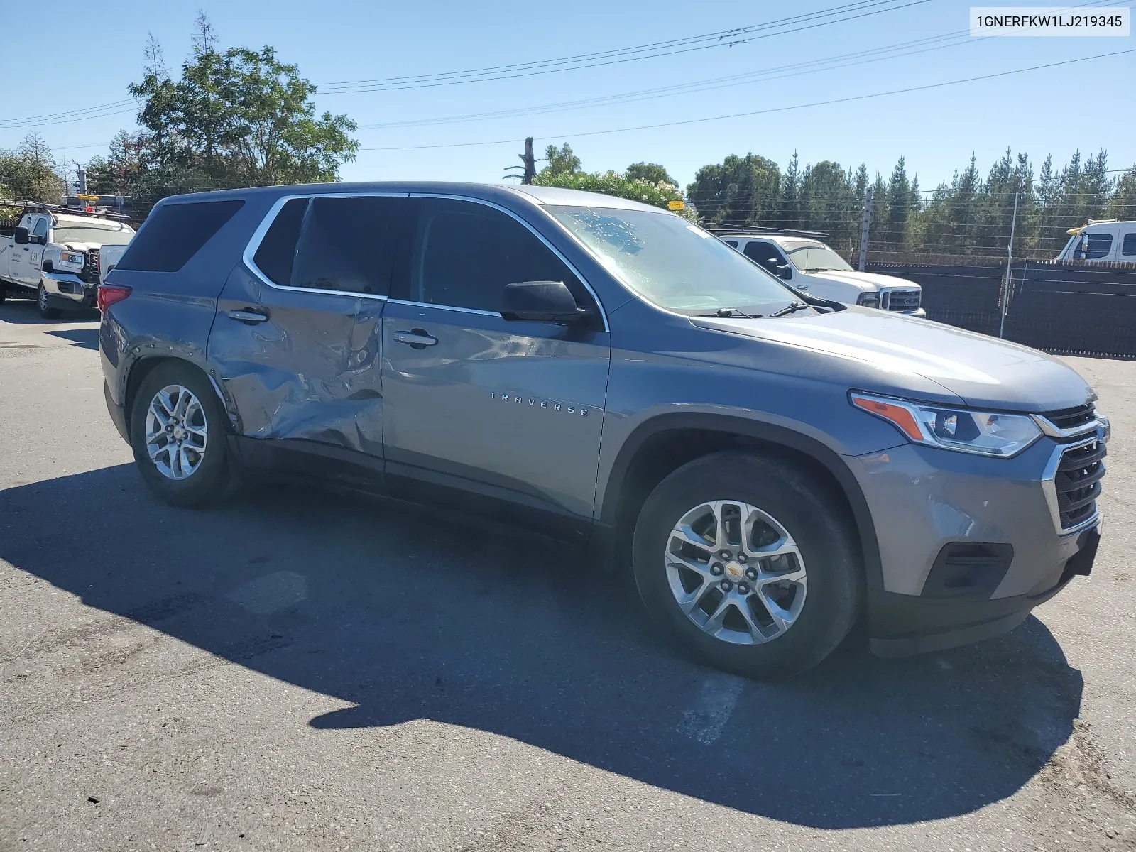 2020 Chevrolet Traverse Ls VIN: 1GNERFKW1LJ219345 Lot: 67801074