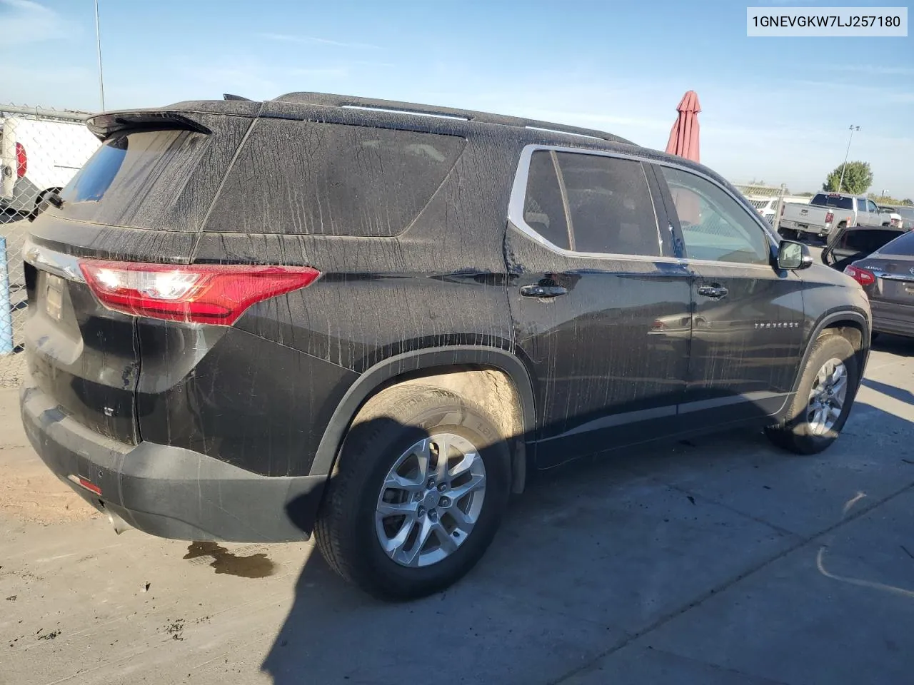 1GNEVGKW7LJ257180 2020 Chevrolet Traverse Lt