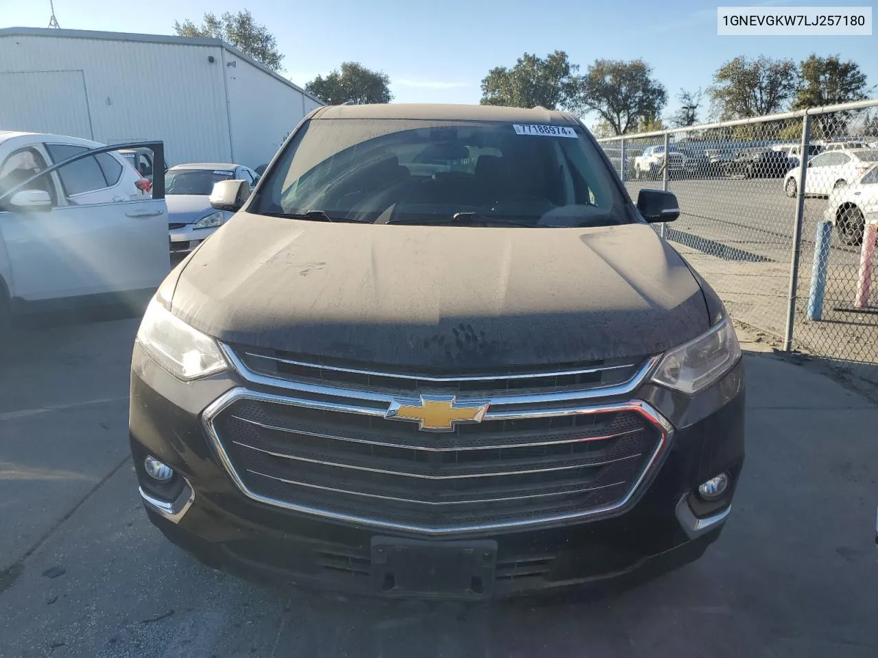 1GNEVGKW7LJ257180 2020 Chevrolet Traverse Lt