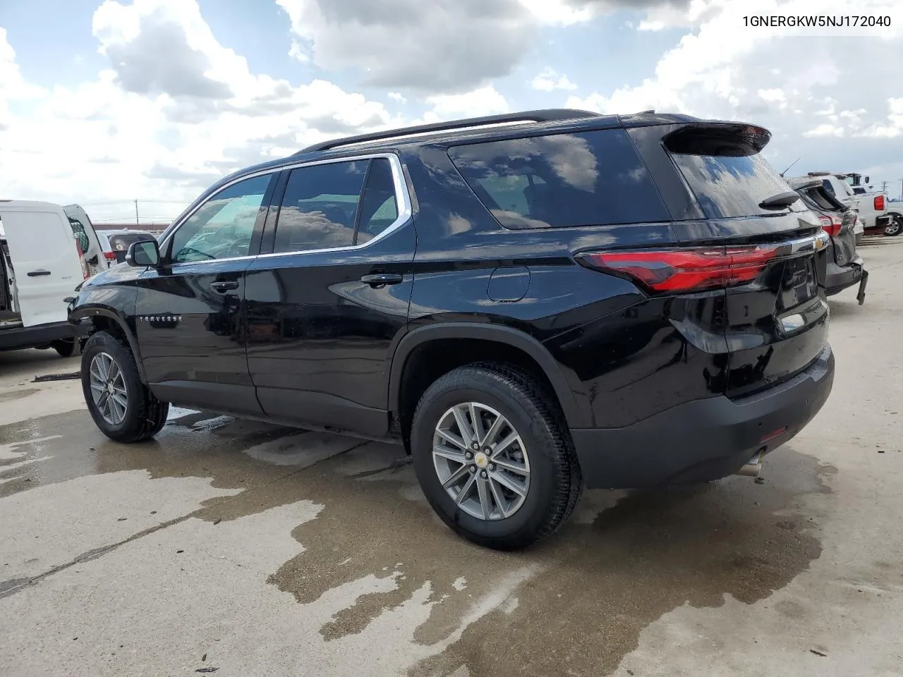 1GNERGKW5NJ172040 2022 Chevrolet Traverse Lt