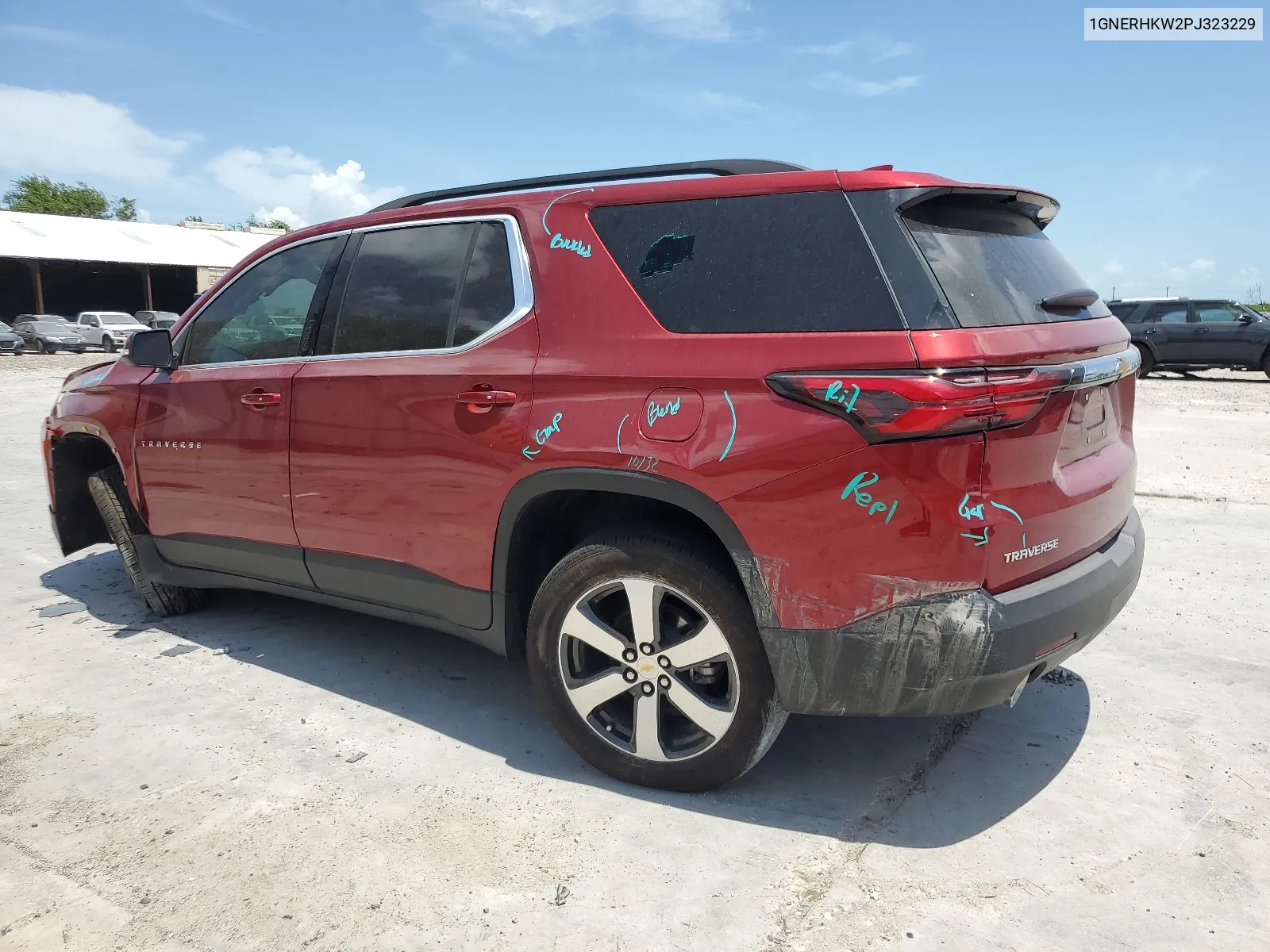 1GNERHKW2PJ323229 2023 Chevrolet Traverse Lt