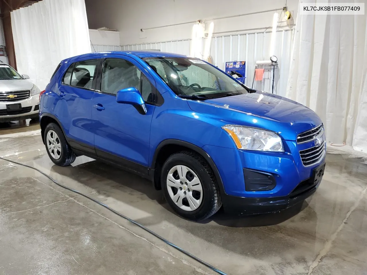 2015 Chevrolet Trax Ls VIN: KL7CJKSB1FB077409 Lot: 70244344