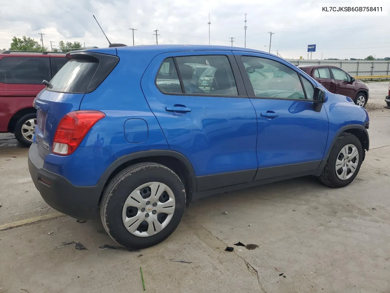 KL7CJKSB6GB758411 2016 Chevrolet Trax Ls