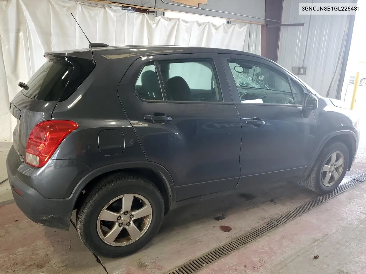 2016 Chevrolet Trax Ls VIN: 3GNCJNSB1GL226431 Lot: 73552274