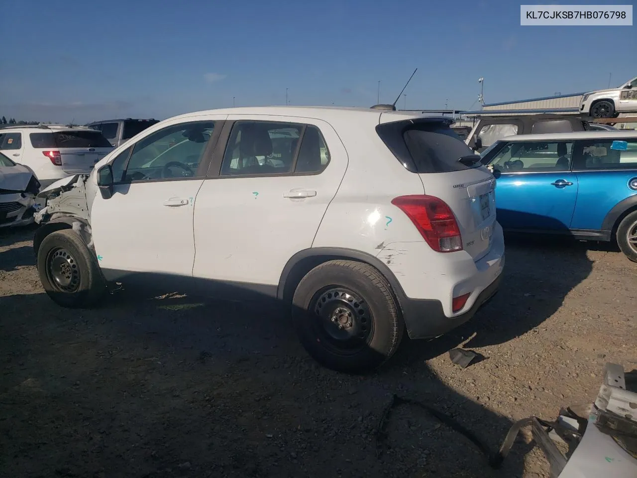 2017 Chevrolet Trax Ls VIN: KL7CJKSB7HB076798 Lot: 67976314