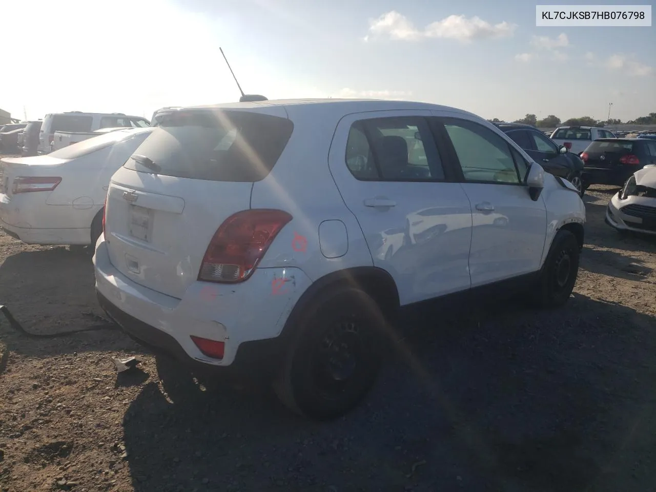 2017 Chevrolet Trax Ls VIN: KL7CJKSB7HB076798 Lot: 67976314