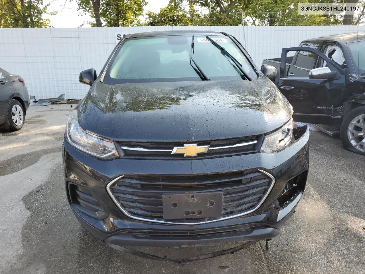 2017 Chevrolet Trax Ls VIN: 3GNCJKSB1HL240197 Lot: 68694364